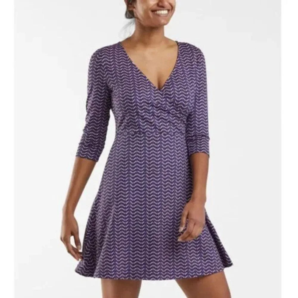 TITLE NINE Wrapper's Delight Dress Pallay Print Size Small Purple Outdoor